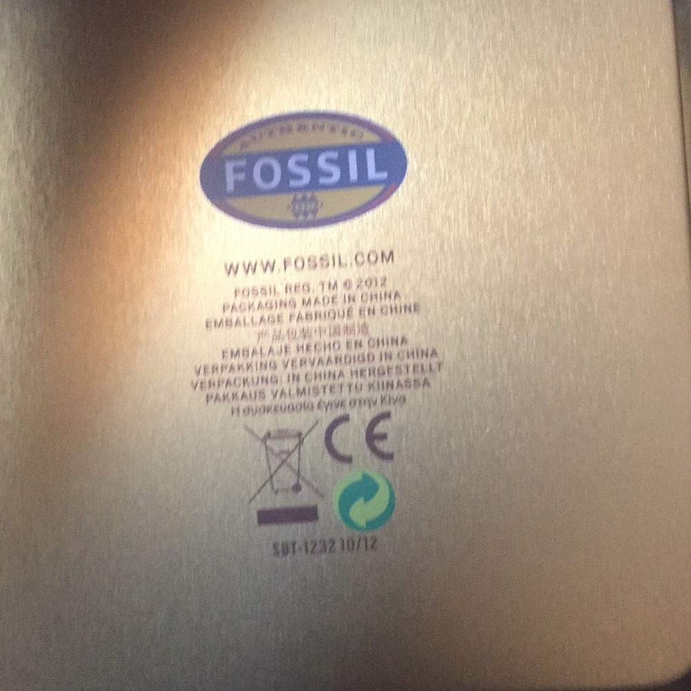 Fossil Watch- Working! Box Included - Picture 11 of 15